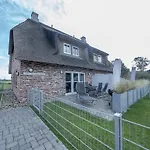 Reetdachidylle Am Deich - Charmante Doppelhaushaelften Дагебюлль