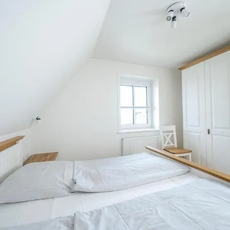 Reetdachidylle Am Deich - Charmante Doppelhaushaelften