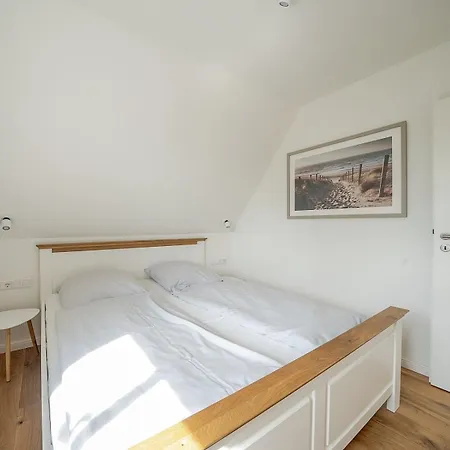 Reetdachidylle Am Deich - Charmante Doppelhaushaelften بيت للعطل