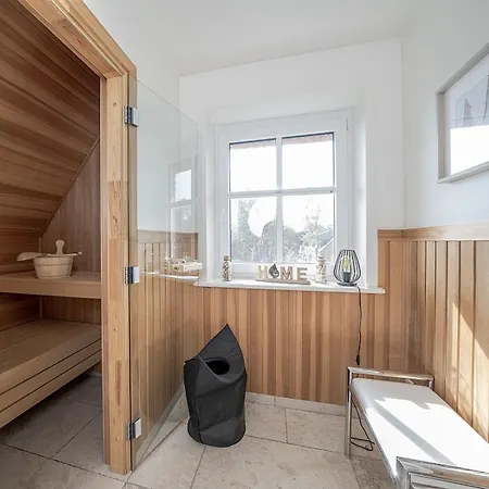 Reetdachidylle Am Deich - Charmante Doppelhaushaelften بيت للعطل *