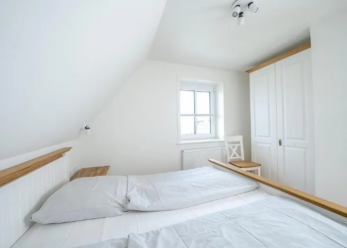 Reetdachidylle Am Deich - Charmante Doppelhaushaelften